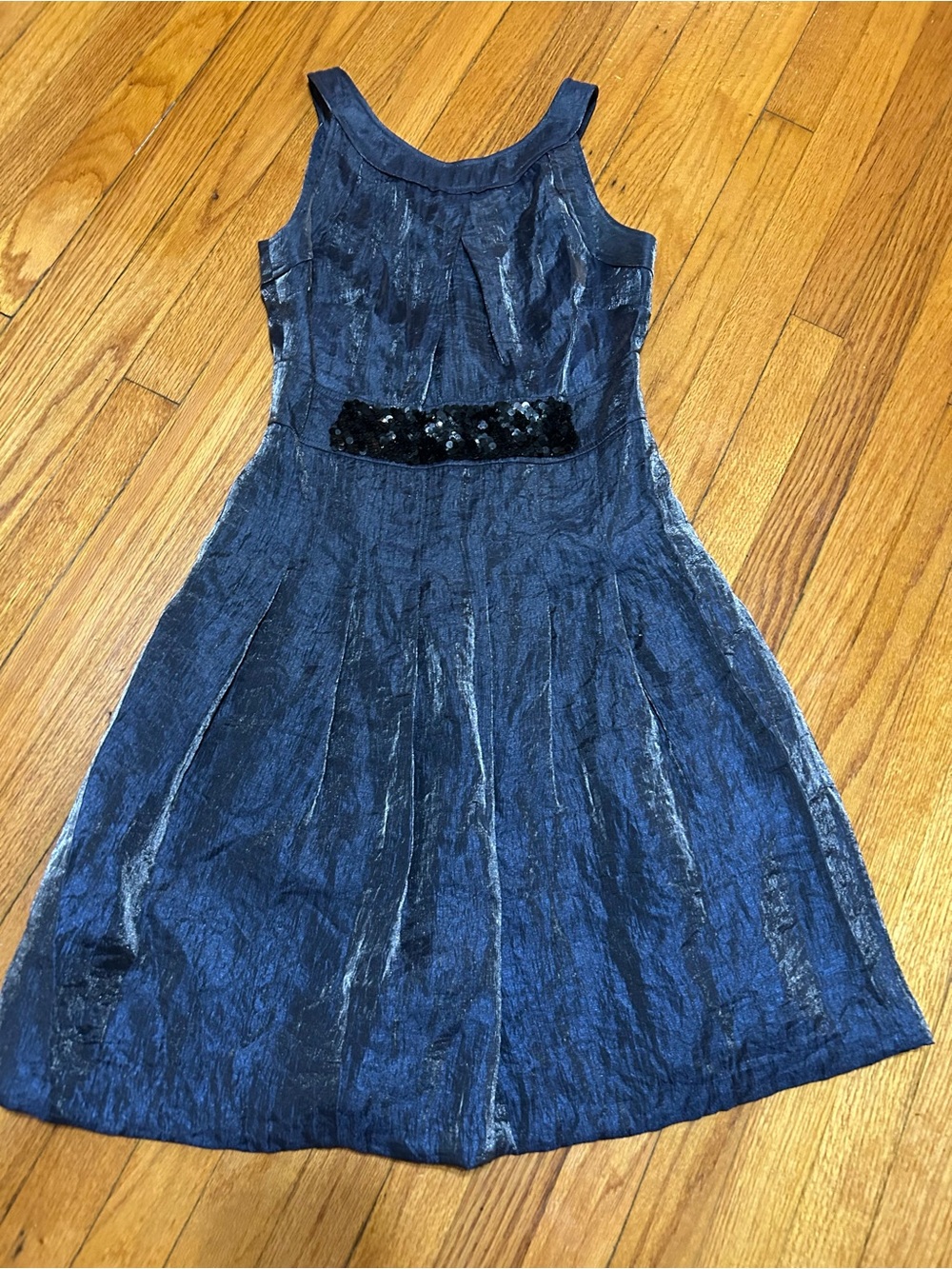 Vera Wang Lavender Label Ladies Dress ‎ Silk Lined Sleeveless Size 6